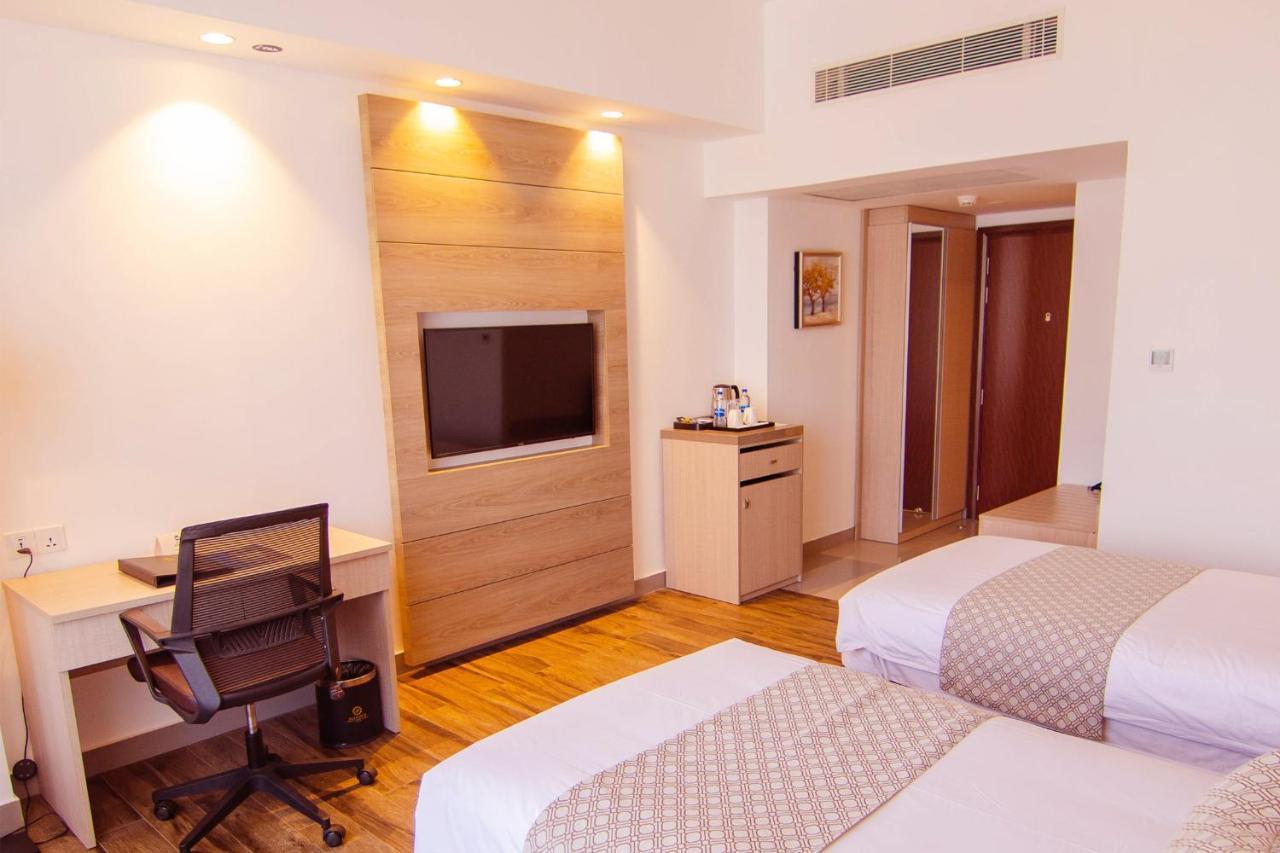 Best Western Sks Chattogram Chittagong Exterior foto