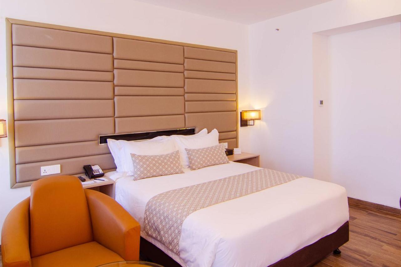 Best Western Sks Chattogram Chittagong Exterior foto