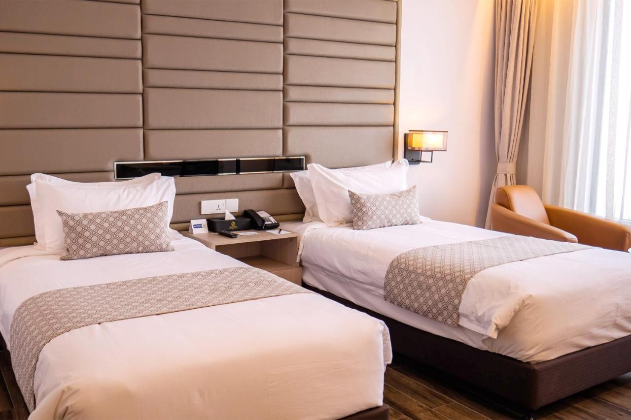 Best Western Sks Chattogram Chittagong Exterior foto